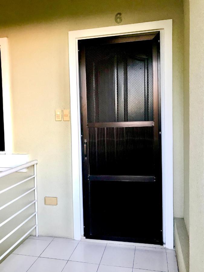V.F. Riton Apartelle Laoag Exterior photo